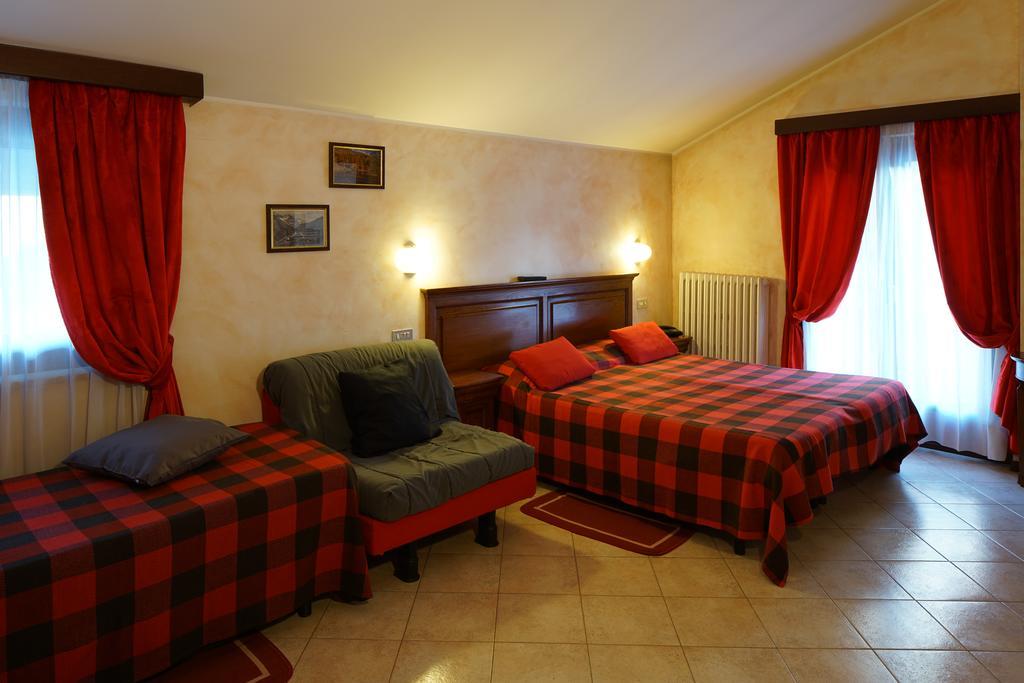 Hotel Al Caminetto Valtournenche Exterior foto