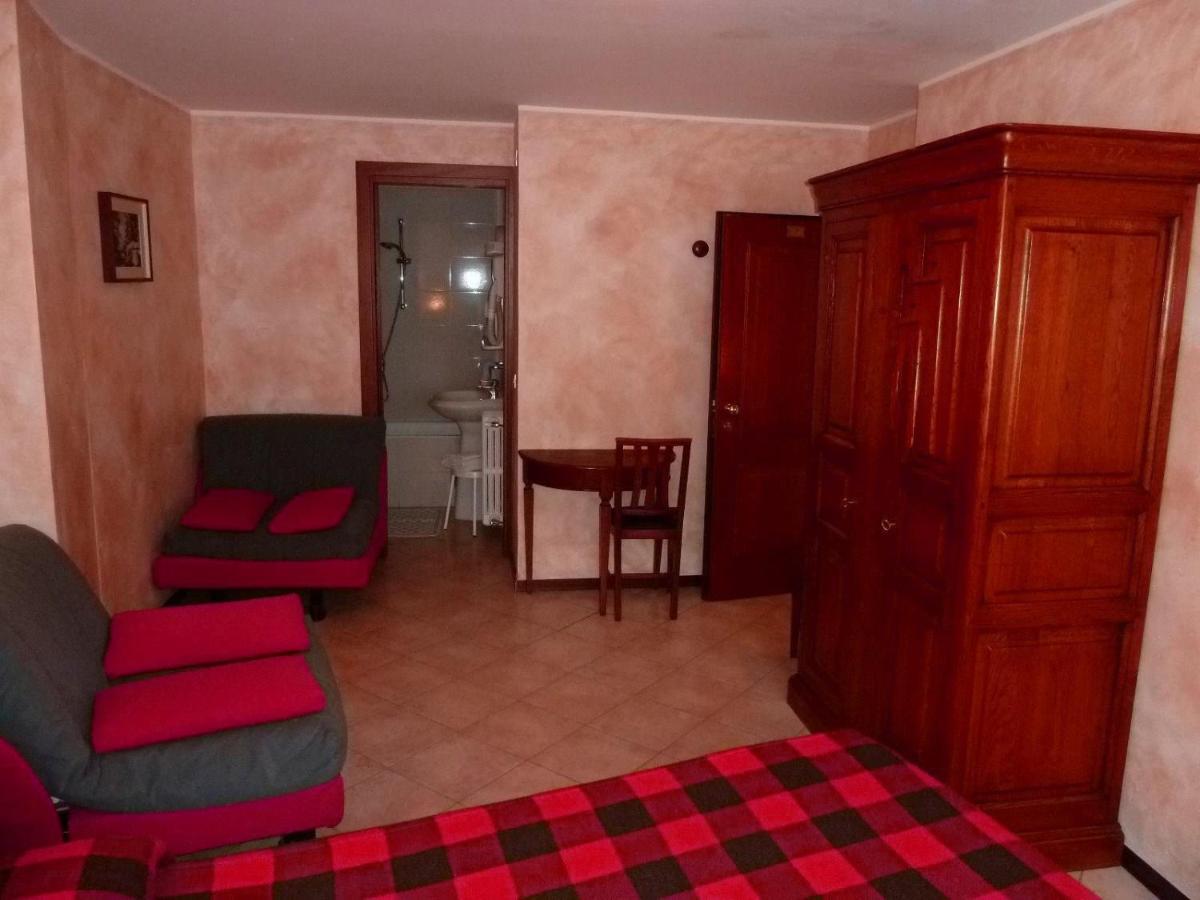 Hotel Al Caminetto Valtournenche Zimmer foto